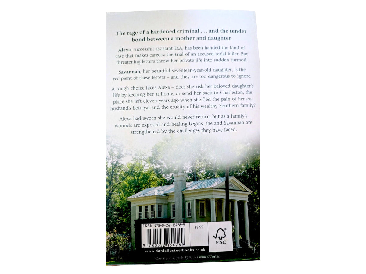 Danielle Steel Book Bundle: Pegasus, Southern Lights, Good Woman