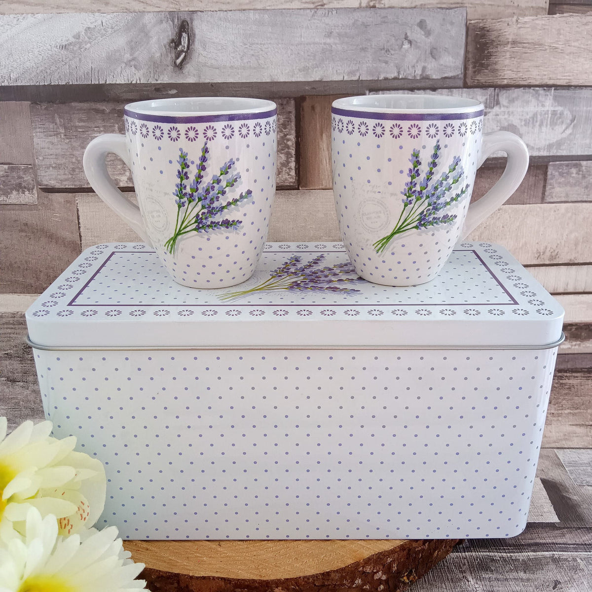 Lavender Mugs in Decorated Tin: Gardener Gift Set