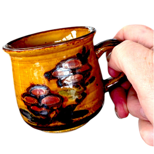 Vintage Japanese Stoneware Coffee Cups Set: Floral Design