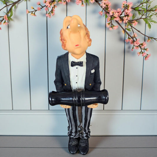 Vintage Jeeves Wine Bottle Holder & Corkscrew: Novelty Table Decor