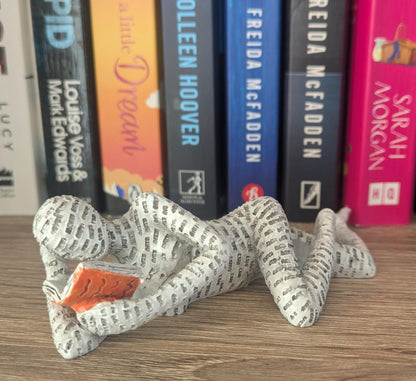 Resin Reading Figurine Book Lovers Ornament | Bookworm Bookshelf Decor | Reader Gift | Literary Shelf Decoration | Book Lover Gift