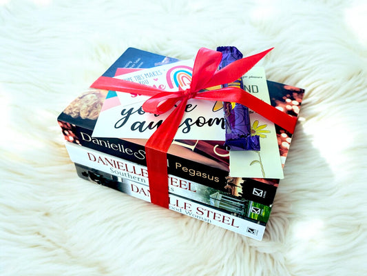 Danielle Steel Book Bundle: Pegasus, Southern Lights, Good Woman