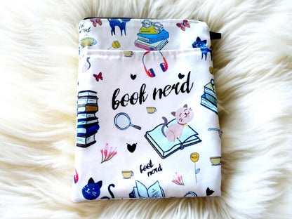 Zippered Book Sleeve: Canvas Book Bag with Pocket - Bookworm Gift