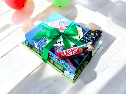 Marvel, Super Hero, Book Bundle, Children's Gift, Loves to Read, Book Gift, Children's Books, Loves Super Hero, Hulk, Iron Man, Lois Lane