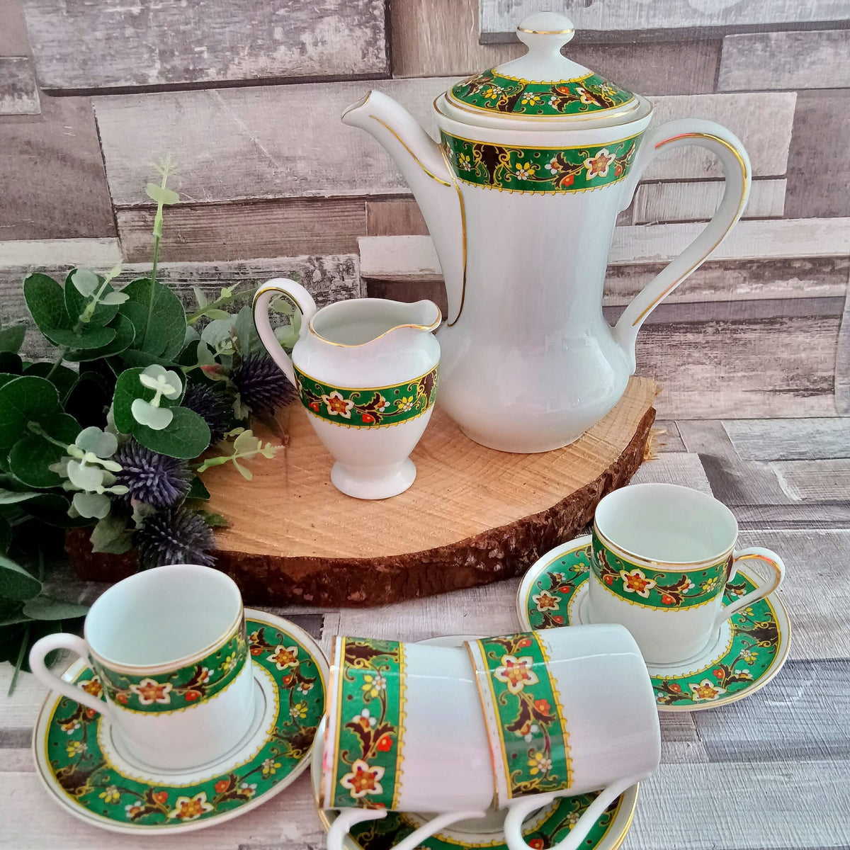 Vintage Espresso Coffee Set: Green Floral Tableware