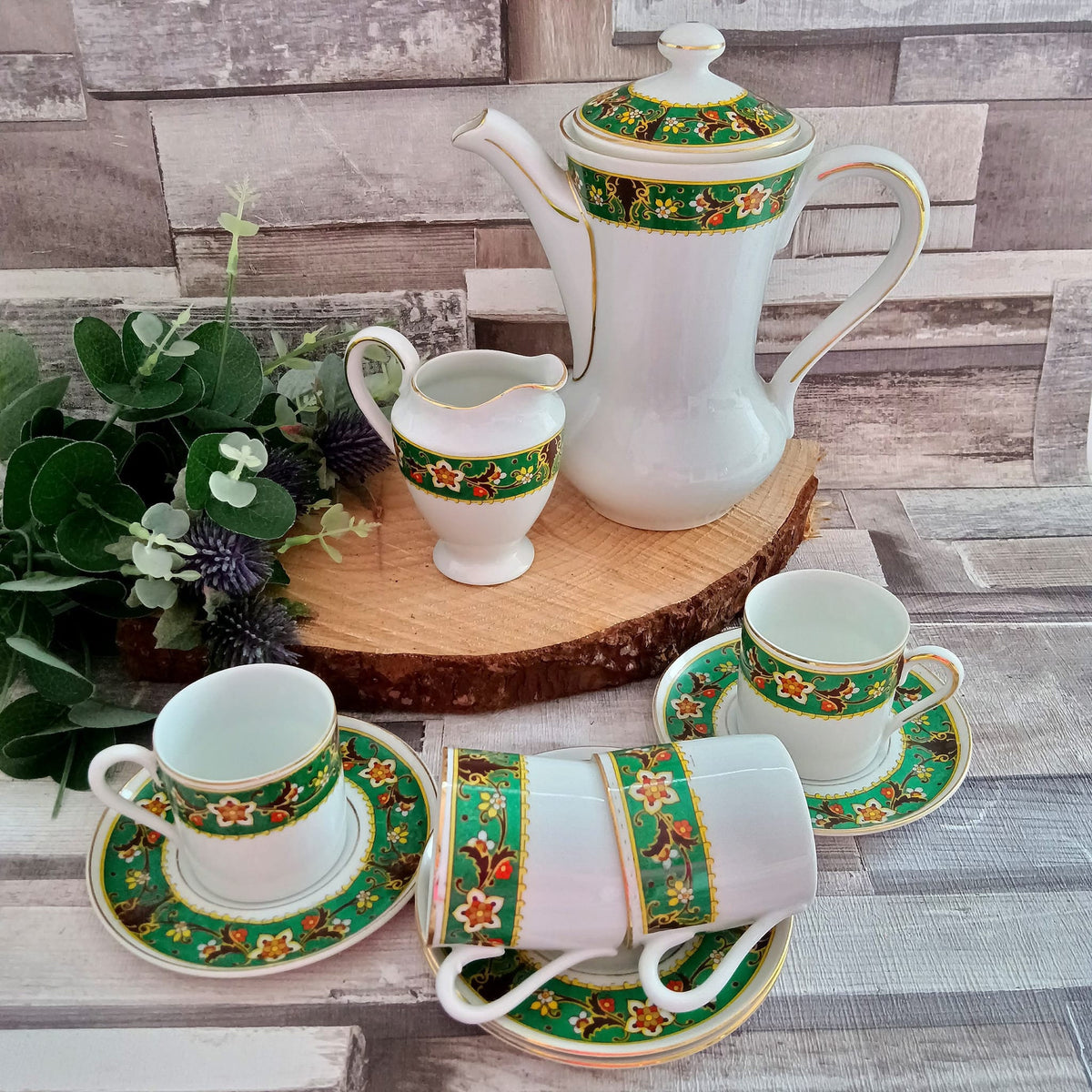 Vintage Espresso Coffee Set: Green Floral Tableware
