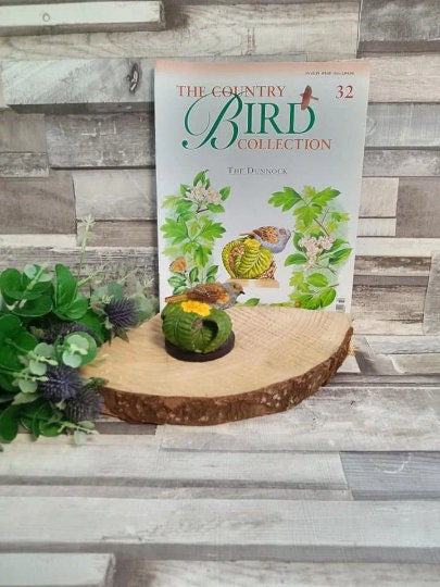 Vintage Andy Pearce Bird Figurine: Country Bird Collection
