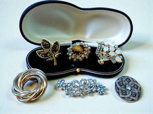Elegant Vintage Brooches – Sparkling Rhinestone, Floral & Retro Statement Pins | Antique Costume Jewelry Gift