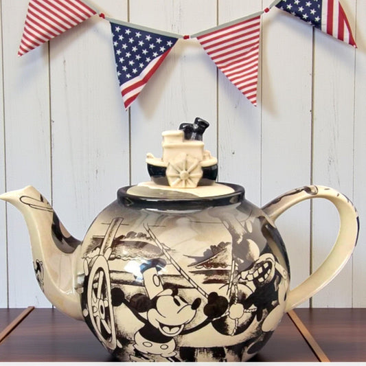 Paul Cardew Steamboat Willie Teapot – First Paint, Gold Signed Limited Edition Disney Collectors Teapot