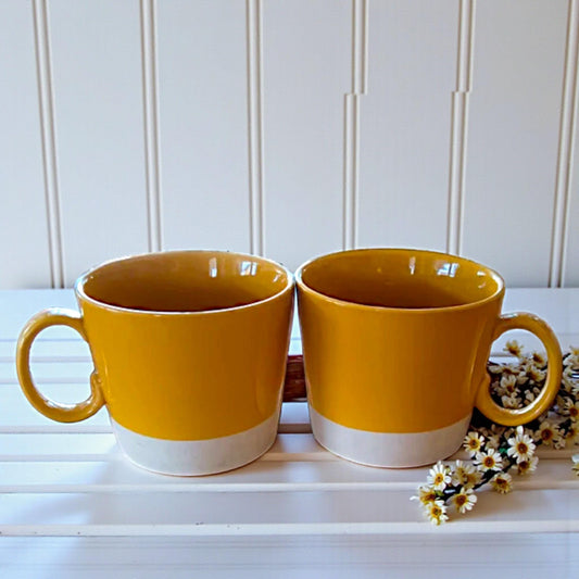 Vintage Yellow Mug Pair – Retro Coffee Cups Set, Mid Century Style, Matching Ceramic Mugs